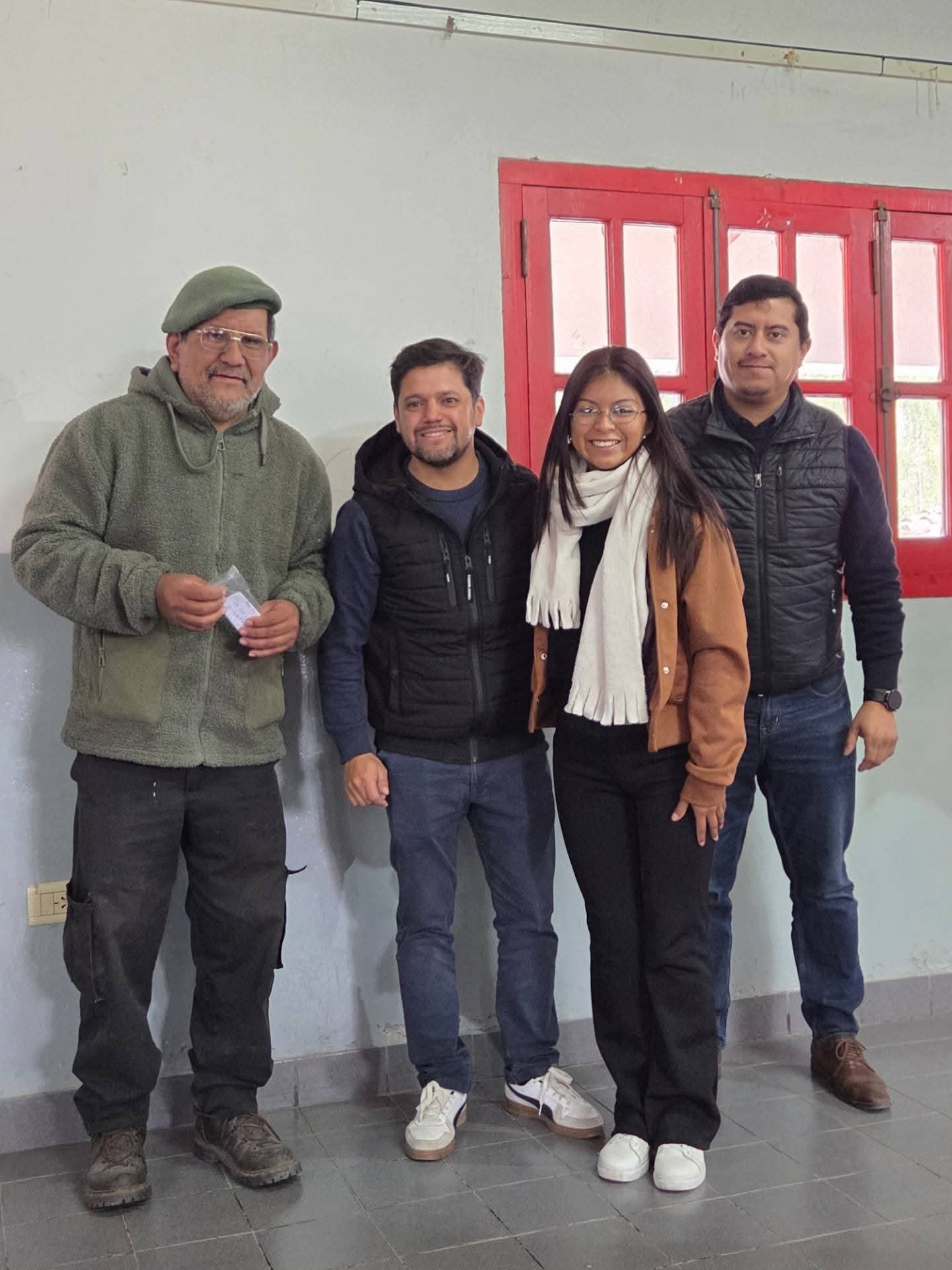 50 vecinos de La Silleta recibieron anteojos a través del programa Mirar Inclusión