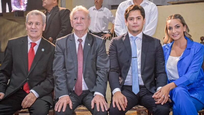 Más de $30 mil millones en coparticipación y el 70% de la población bajo la pobreza .
