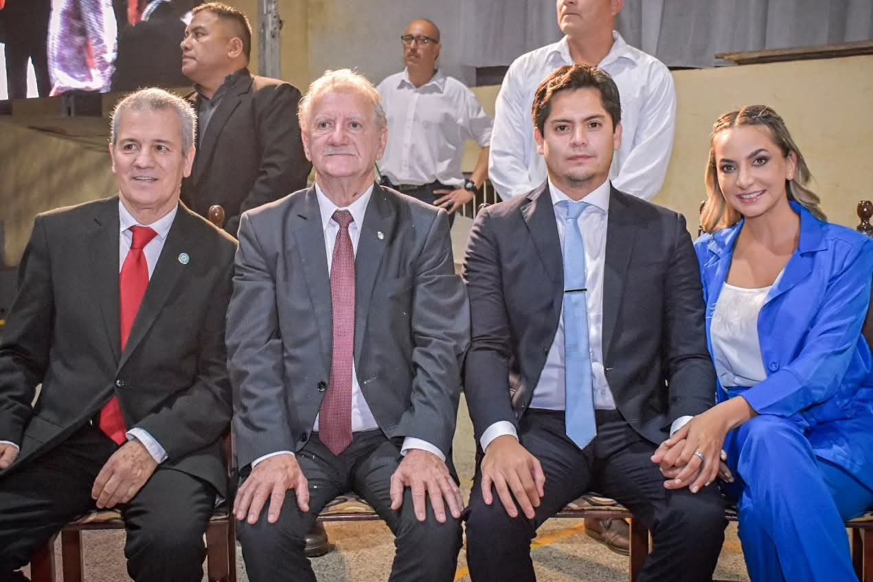 Más de $30 mil millones en coparticipación y el 70% de la población bajo la pobreza .