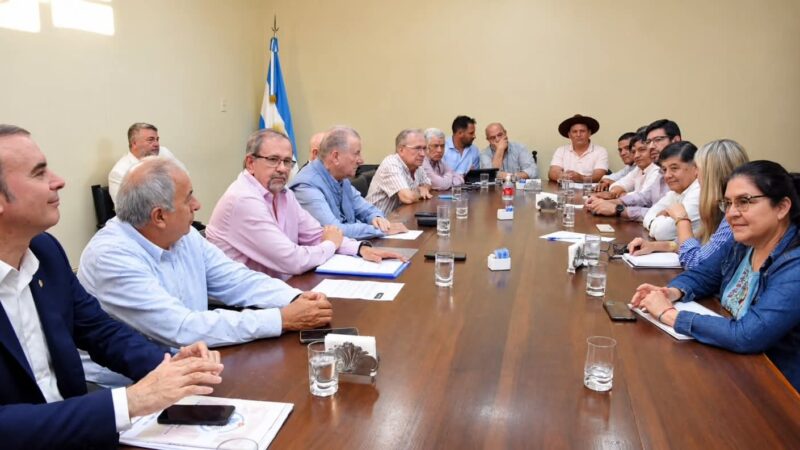 Sergio Camacho «se  reunió » con el Senado